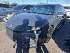 2025 Toyota Camry SE Sedan