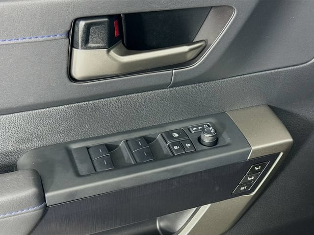 2026 Toyota Tundra Platinum - Photo 17
