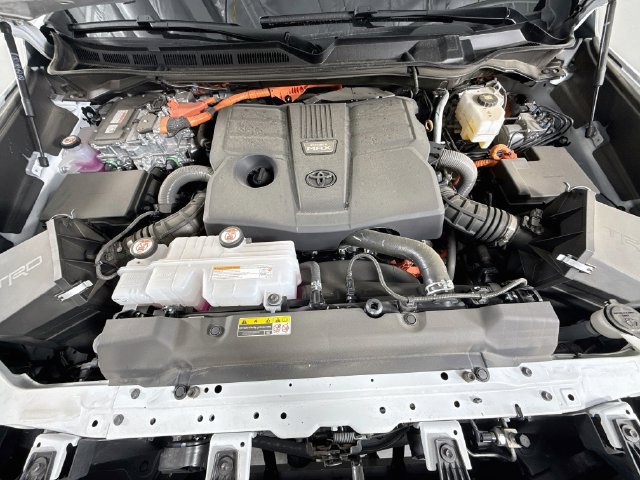 2026 Toyota Tundra Platinum - Photo 29