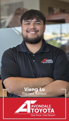 Staff member Vieng Lo from ID_746ec1