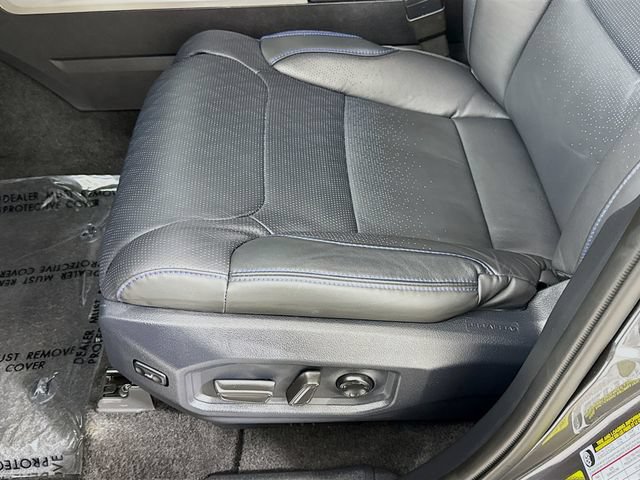 2026 Toyota Tundra Platinum - Photo 18