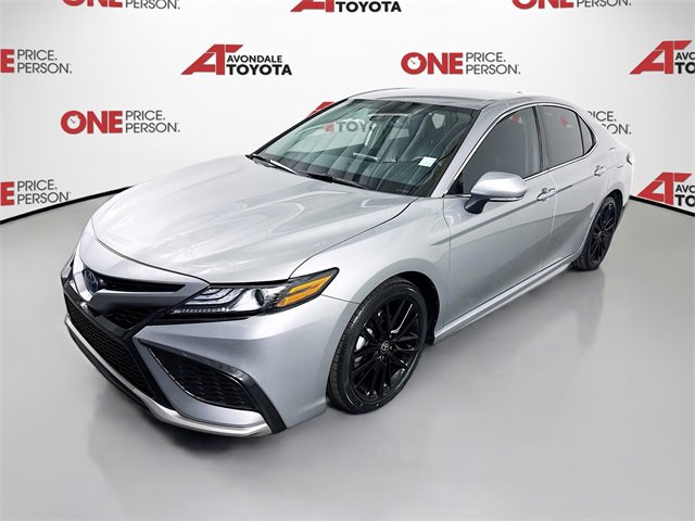 2024 Toyota Camry Hybrid XSE photo 3