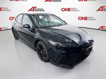 2025 Toyota Camry SE Sedan