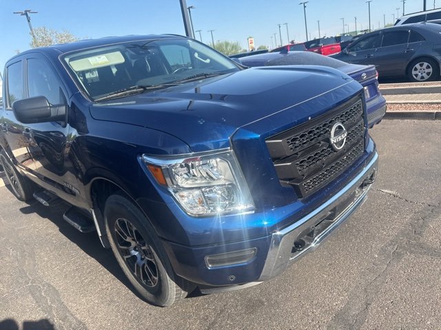 2024 Nissan Titan SV photo 3
