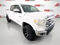2017 Toyota Tundra SR5 5.7L V8 w/FFV Truck CrewMax