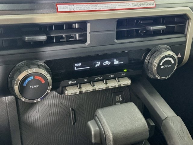 2026 Toyota Tacoma SR5 - Photo 15