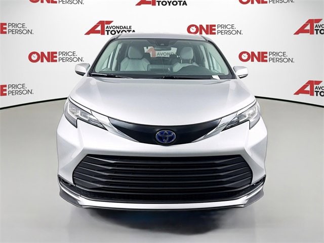 Certified 2022 Toyota Sienna LE with VIN 5TDKRKEC3NS123342 for sale in Avondale, AZ
