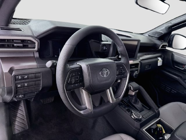 2026 Toyota Tacoma SR5 - Photo 9
