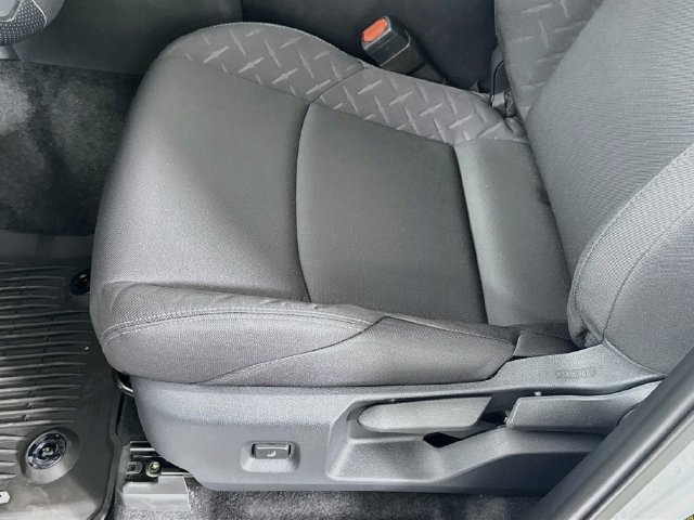 2026 Toyota Tacoma SR5 - Photo 18