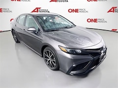 2023 Toyota Camry SE Sedan