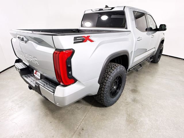 2026 Toyota Tundra SR5 - Photo 7