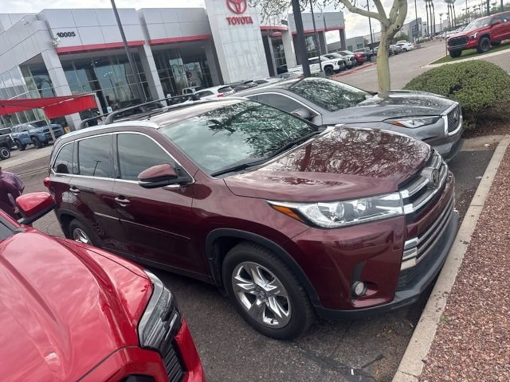 Certified 2018 Toyota Highlander Limited V6 SUV