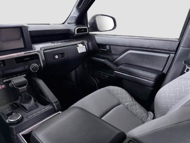2026 Toyota Tacoma SR5 - Photo 22