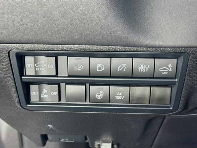 2026 Toyota Tundra Platinum - Photo 10