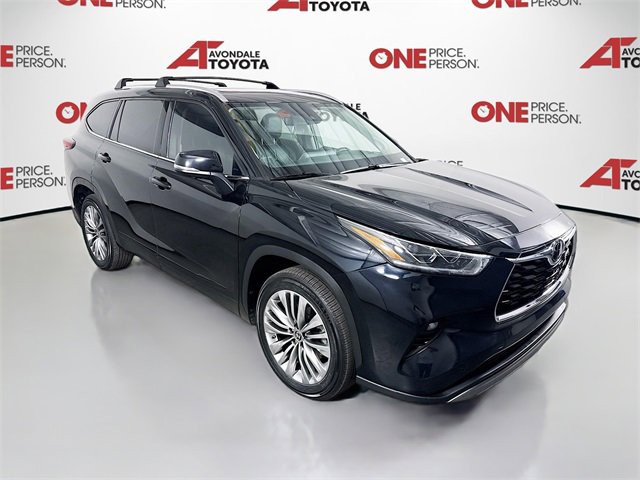 2023 Toyota Highlander SUV 