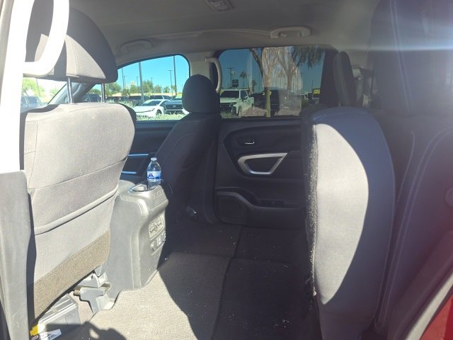 2023 Nissan Titan SV photo 3