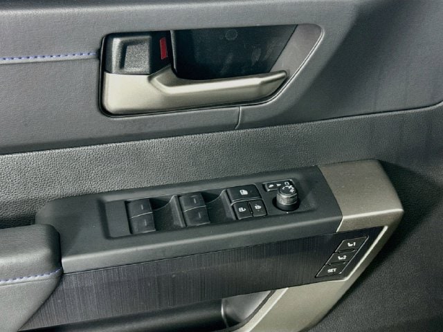 2026 Toyota Tundra Platinum - Photo 17