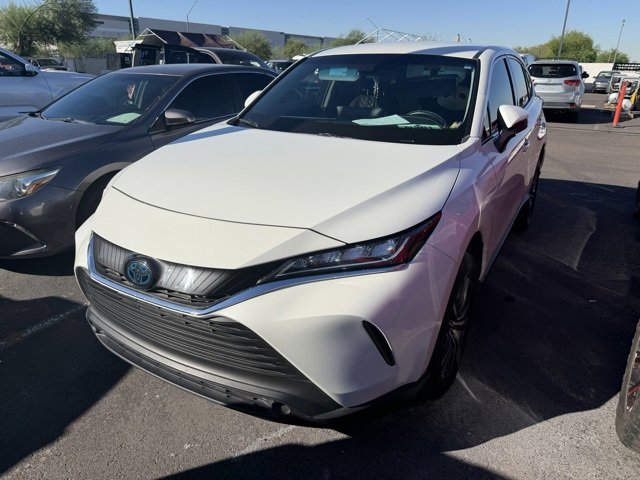 2022 Toyota Venza LE photo 2