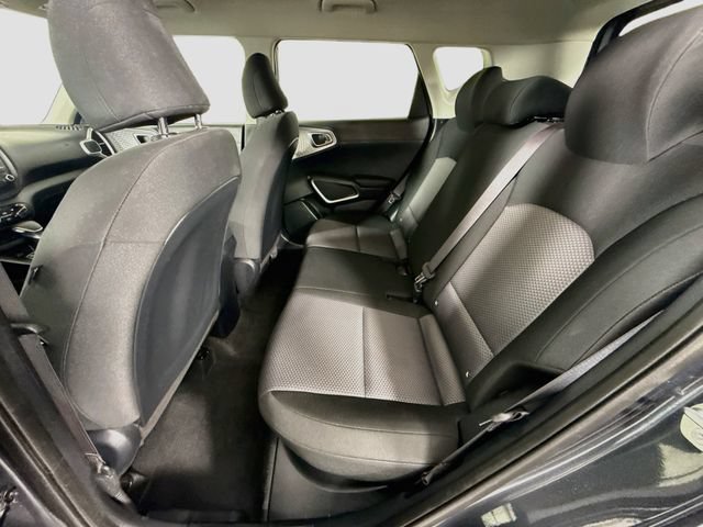 2025 Kia Soul LX - Photo 22