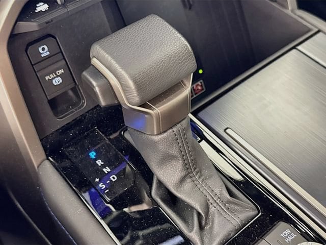 2026 Toyota Tundra Platinum - Photo 16