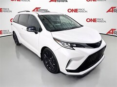 2023 Toyota Sienna XSE 7 Passenger Van Passenger Van