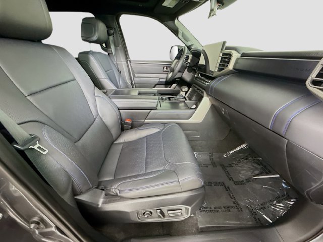 2026 Toyota Tundra Platinum - Photo 28