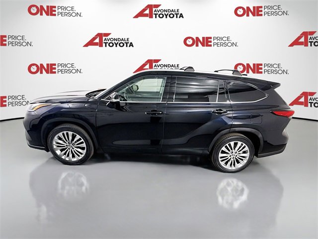 2023 Toyota Highlander Platinum photo 4