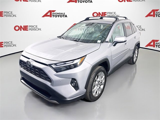 2023 Toyota RAV4 Limited photo 3