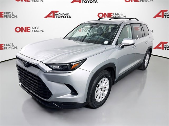 2024 Toyota Grand Highlander XLE photo 3