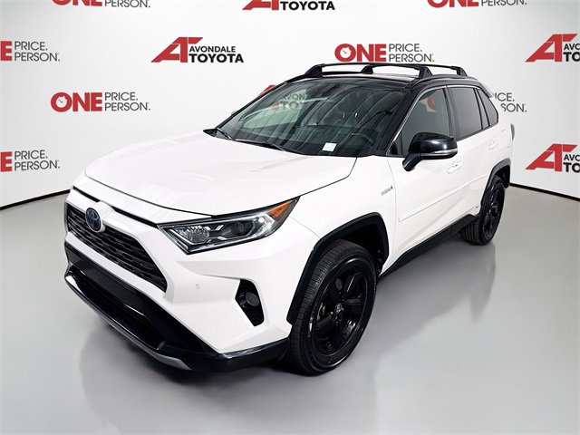 2020 Toyota RAV4 Hybrid XSE photo 3