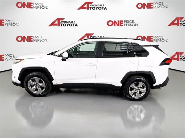 2023 Toyota RAV4 XLE photo 3
