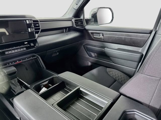 2026 Toyota Tundra SR5 - Photo 21