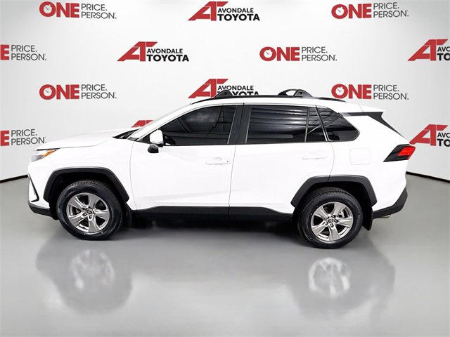 2022 Toyota RAV4 XLE photo 4