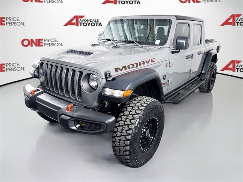 Used 2023 Jeep Gladiator Mojave Truck Crew Cab