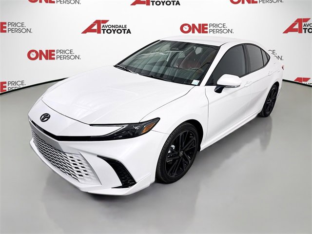 2025 Toyota Camry XSE photo 3