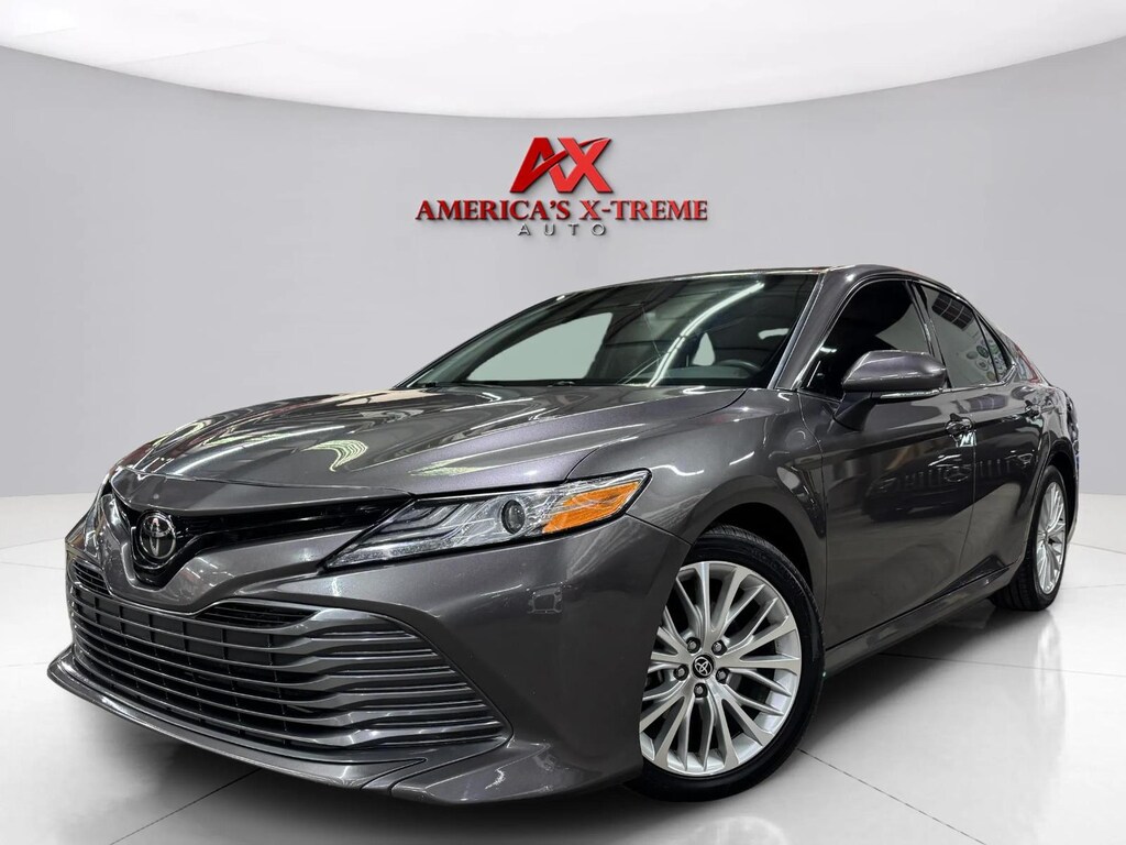 Used 2020 Toyota Camry XLE Sedan