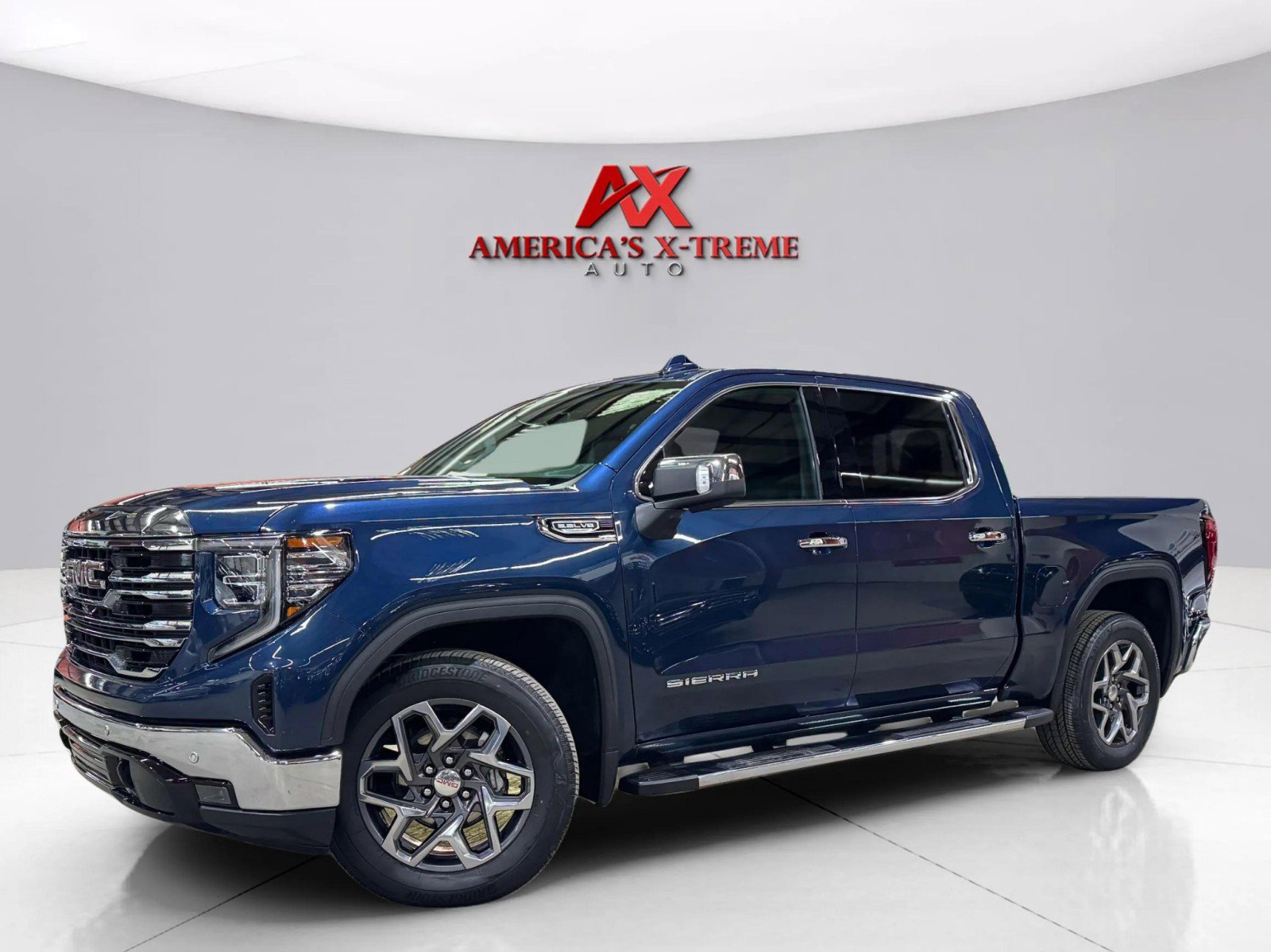 2022 Gmc Sierra 1500 SLT photo 4