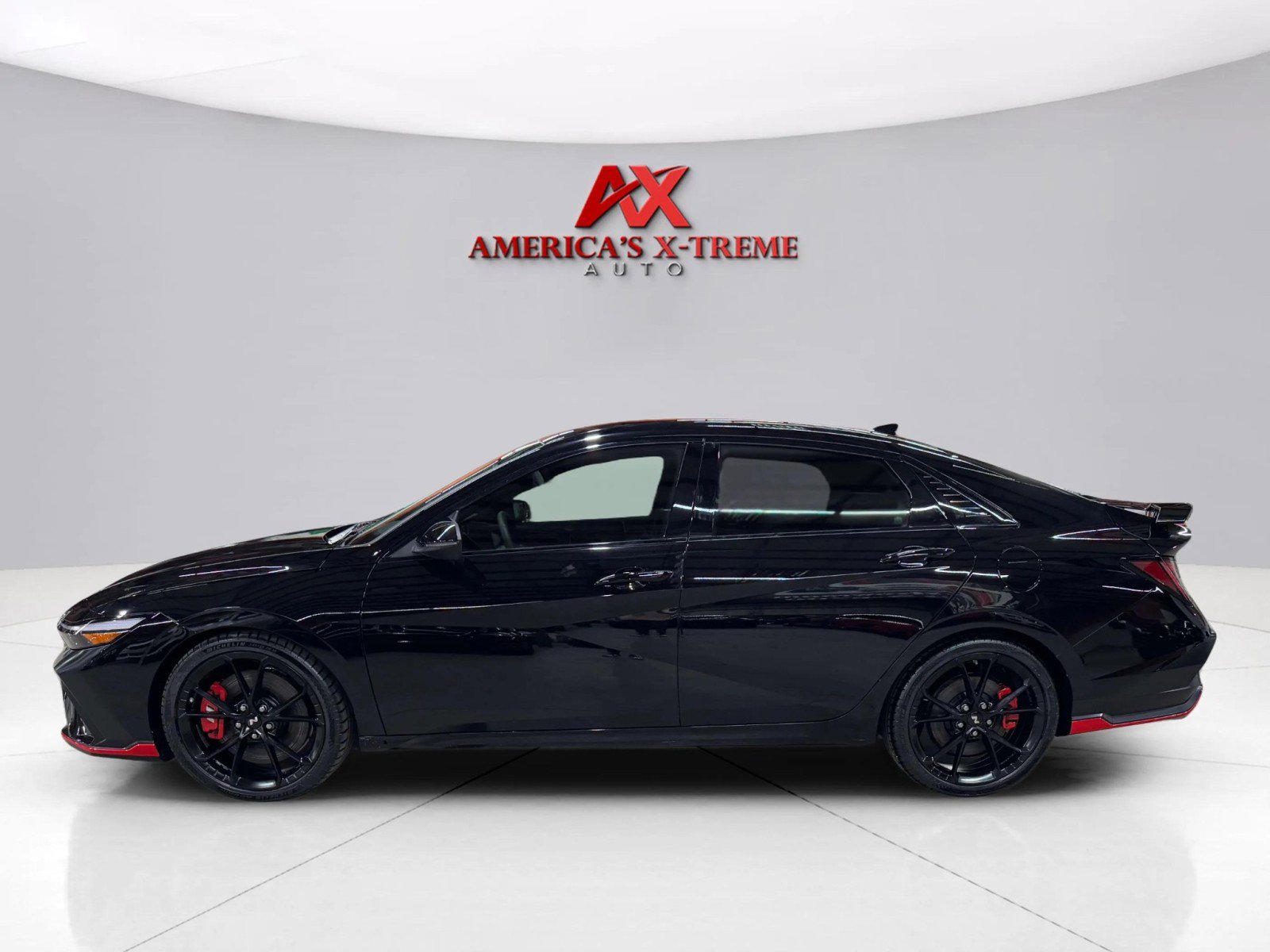 2024 Hyundai Elantra N Base photo 3