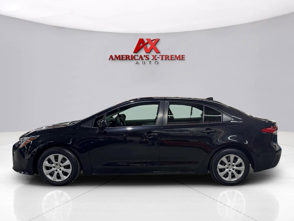 Used 2022 Toyota Corolla LE Sedan