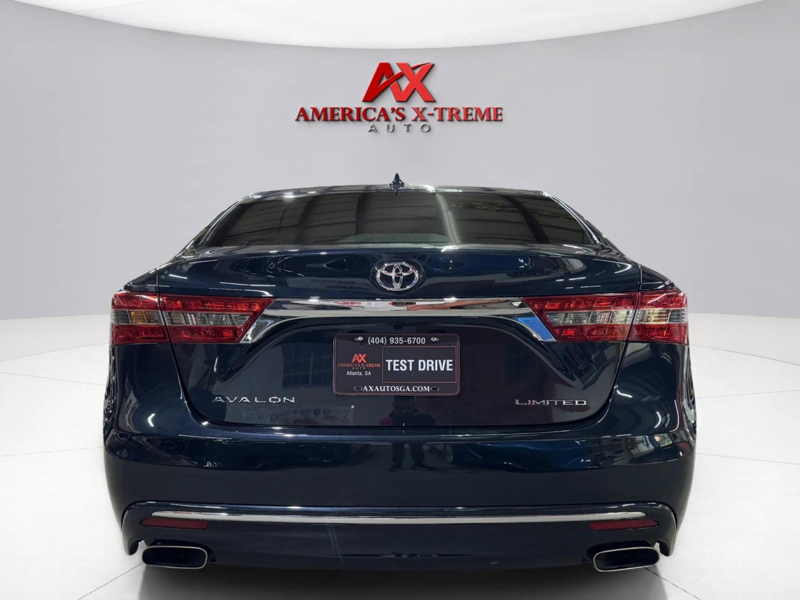 2018 Toyota Avalon Limited photo 4