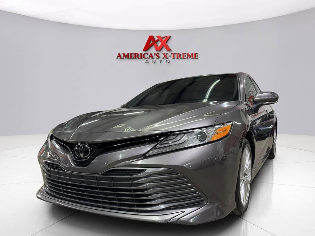 Used 2020 Toyota Camry XLE Sedan