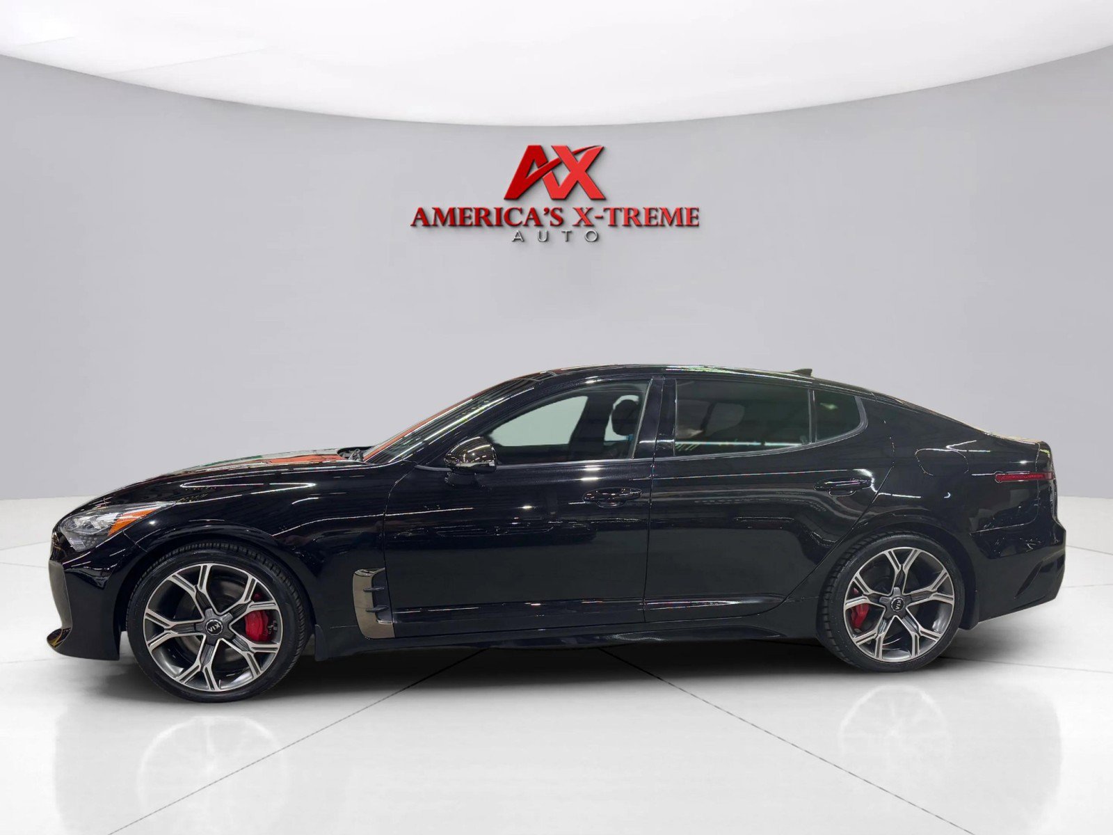 2018 Kia Stinger GT2 photo 3