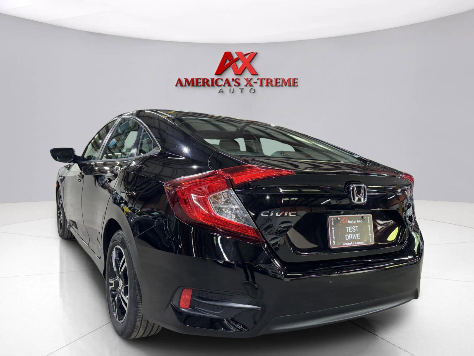 2018 Honda Civic LX photo 4