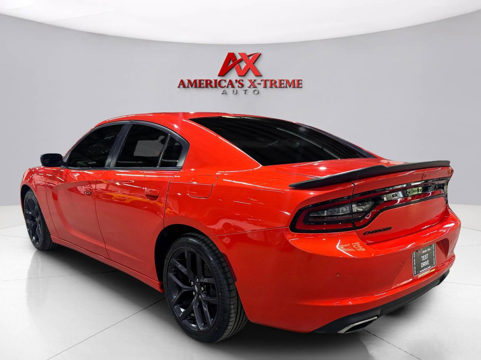 2021 Dodge Charger SXT photo 4