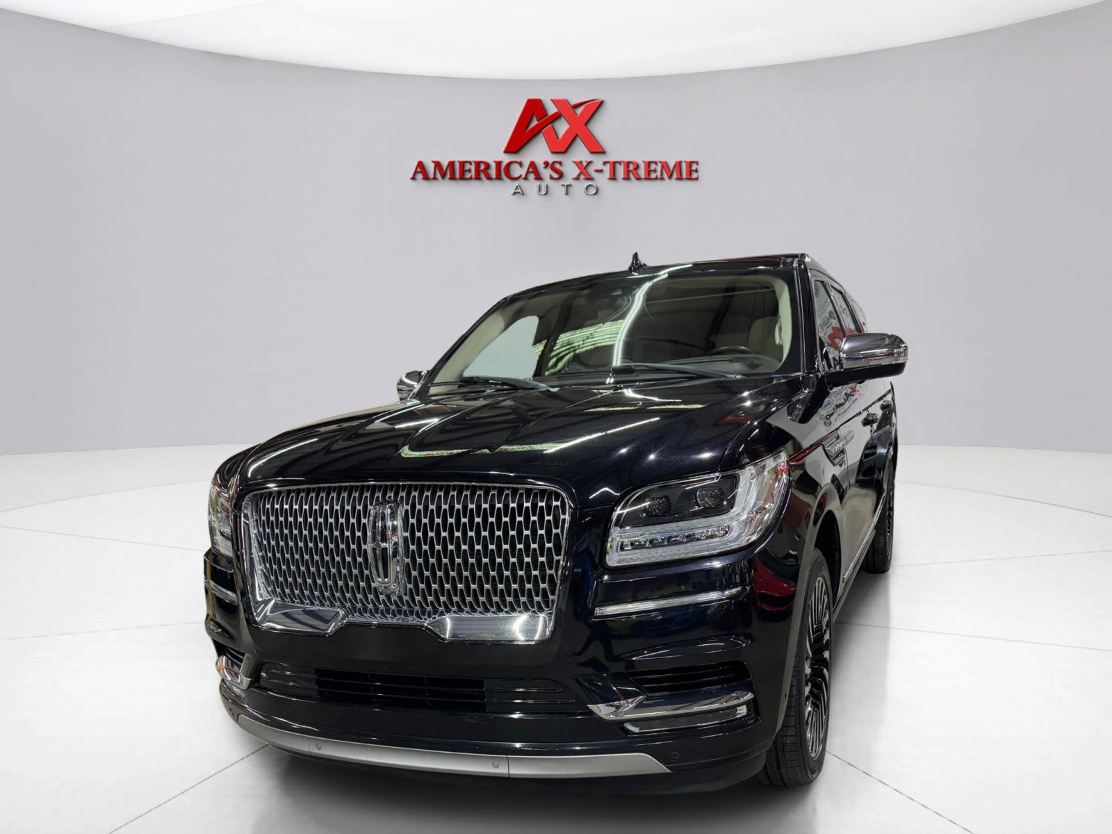 2020 Lincoln Navigator Black Label photo 3