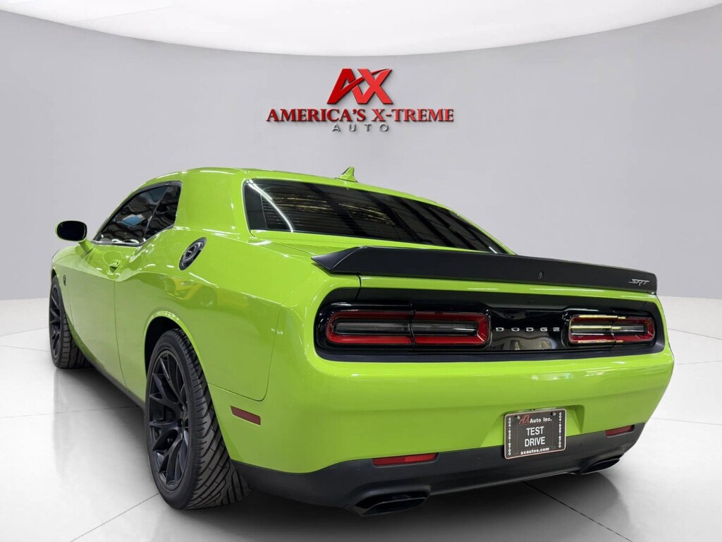 Used 2015 Dodge Challenger SRT Hellcat Coupe
