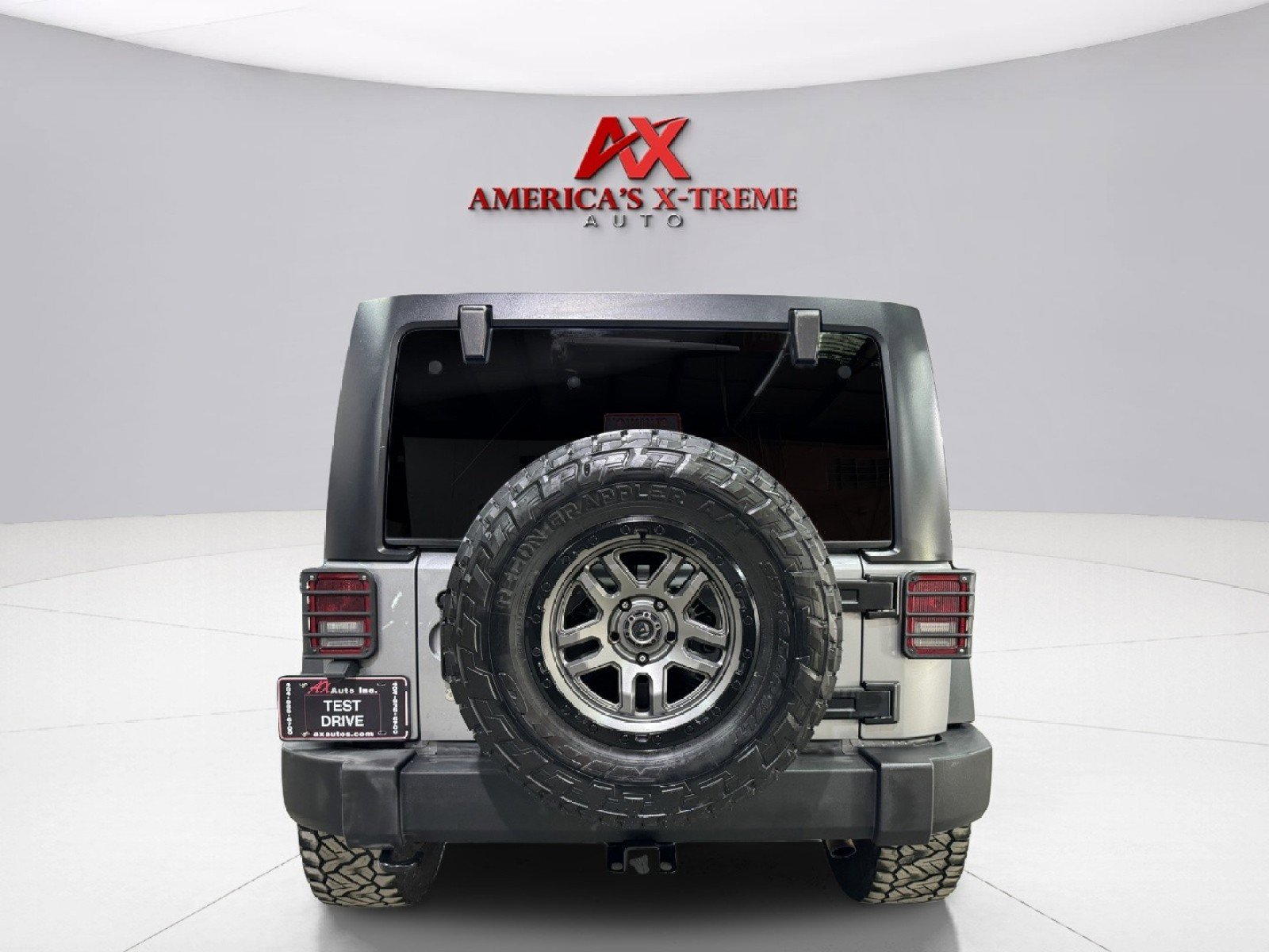 2017 Jeep Wrangler Unlimited Sport photo 4