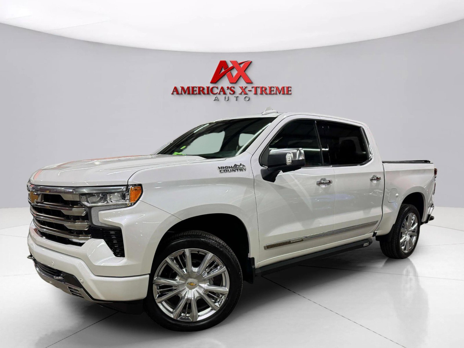 2022 Chevrolet Silverado 1500 High Country photo 2