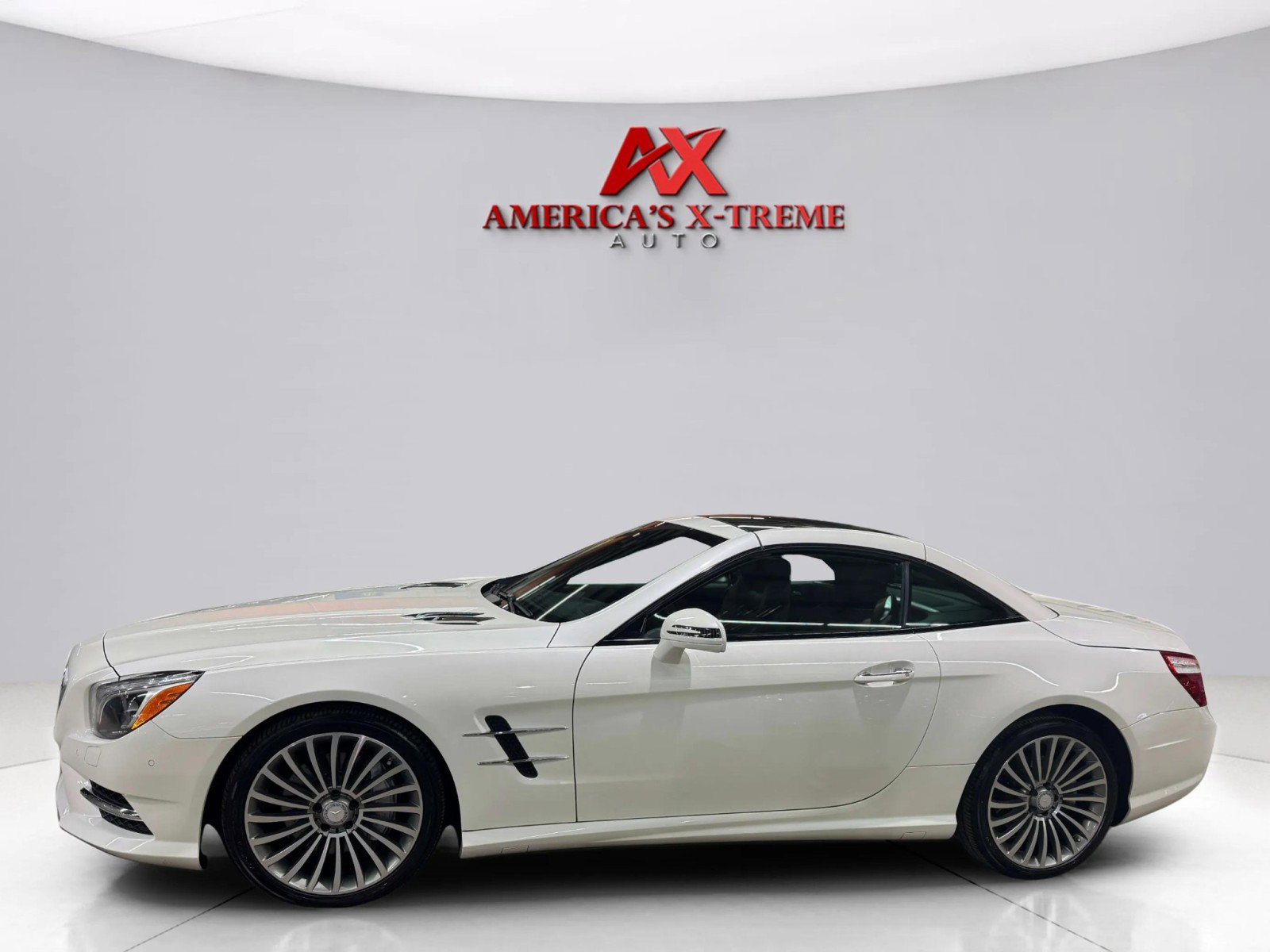 2016 Mercedes Benz SL 400 photo 4