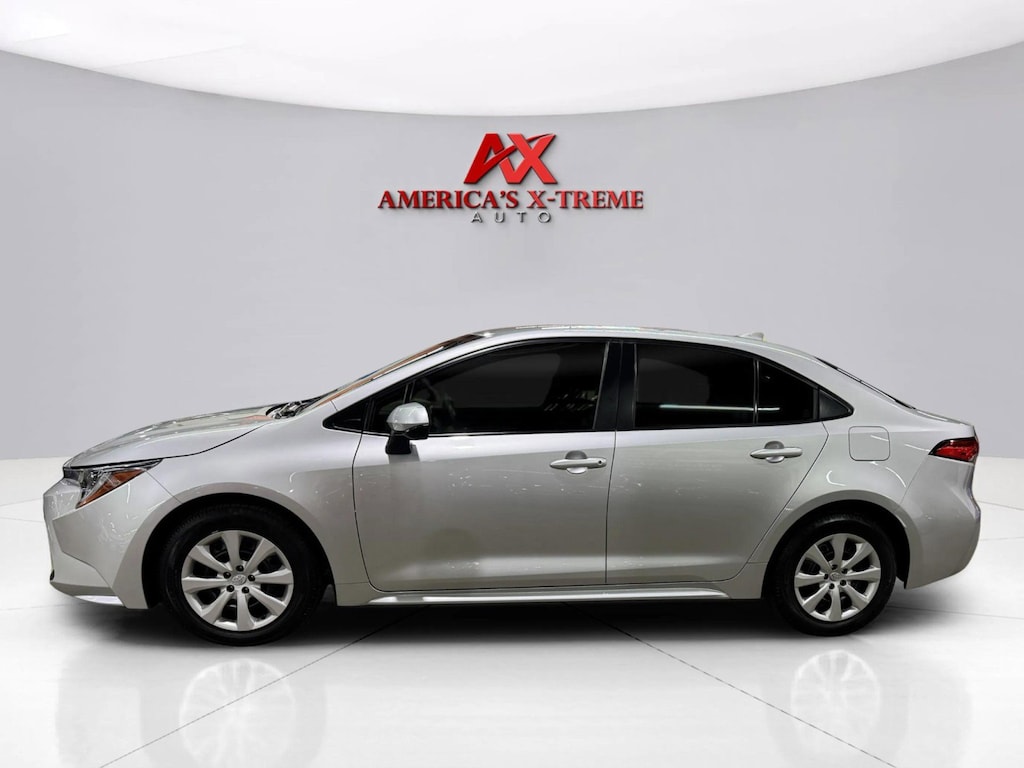 Used 2020 Toyota Corolla LE Sedan